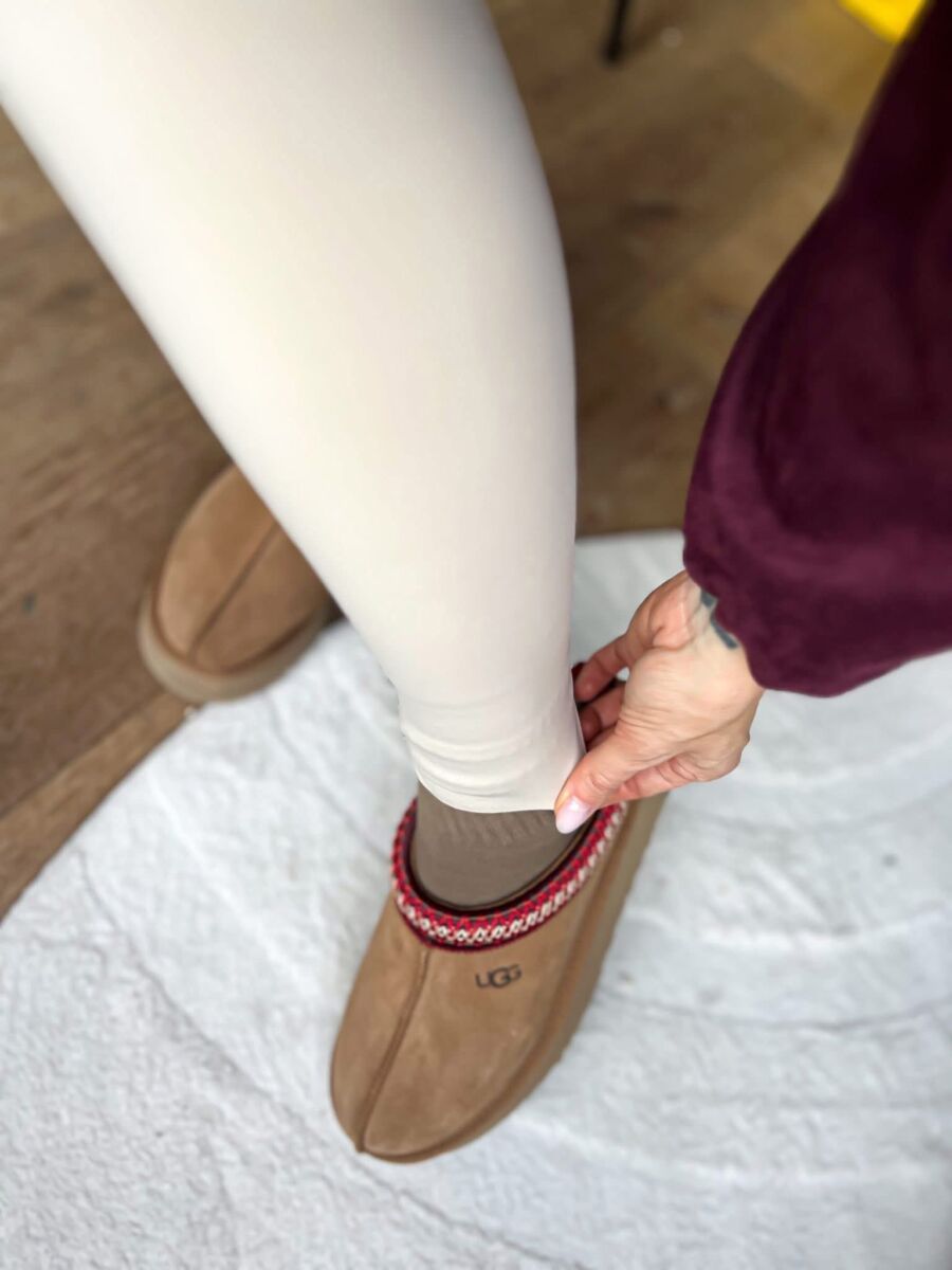 Modelujące legginsy AZARA kremowe - obrazek 2