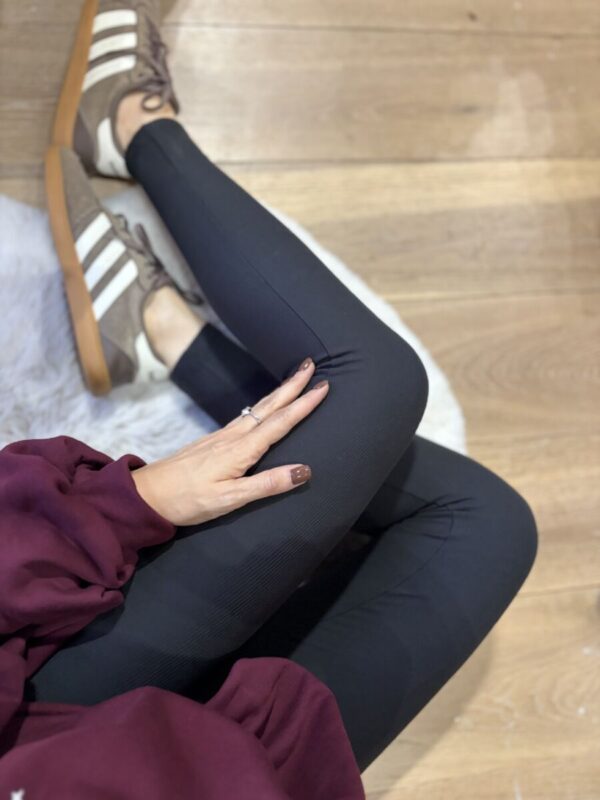 Legginsy prążek AZARA czarne