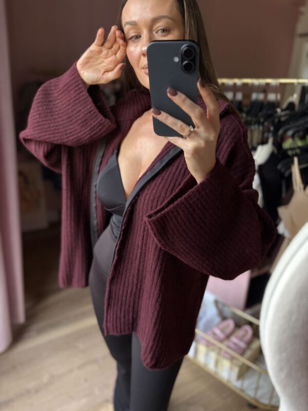 Sweter na suwak o kroju oversize bordo